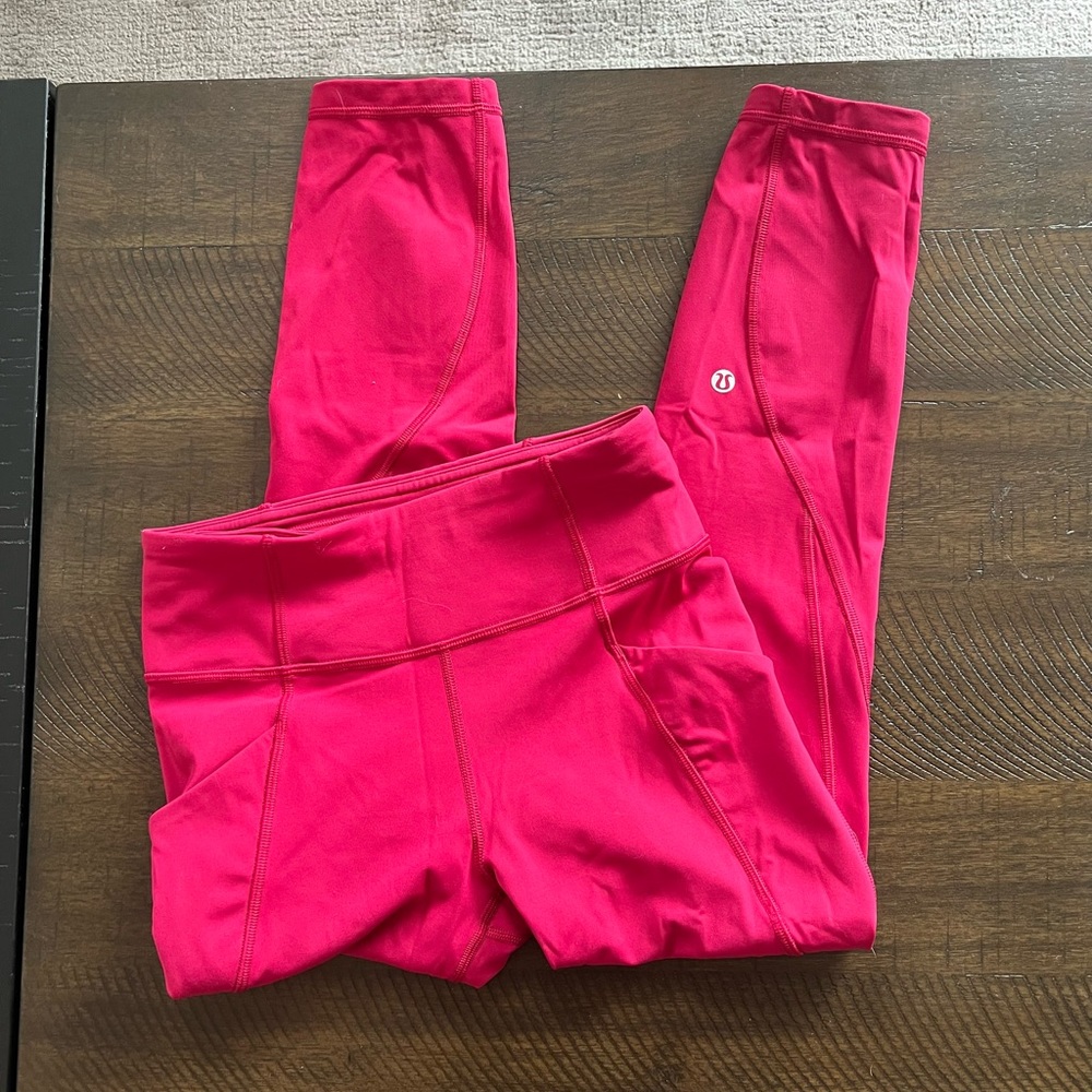 Lululemon hot pink leggings/ style:time to sweat